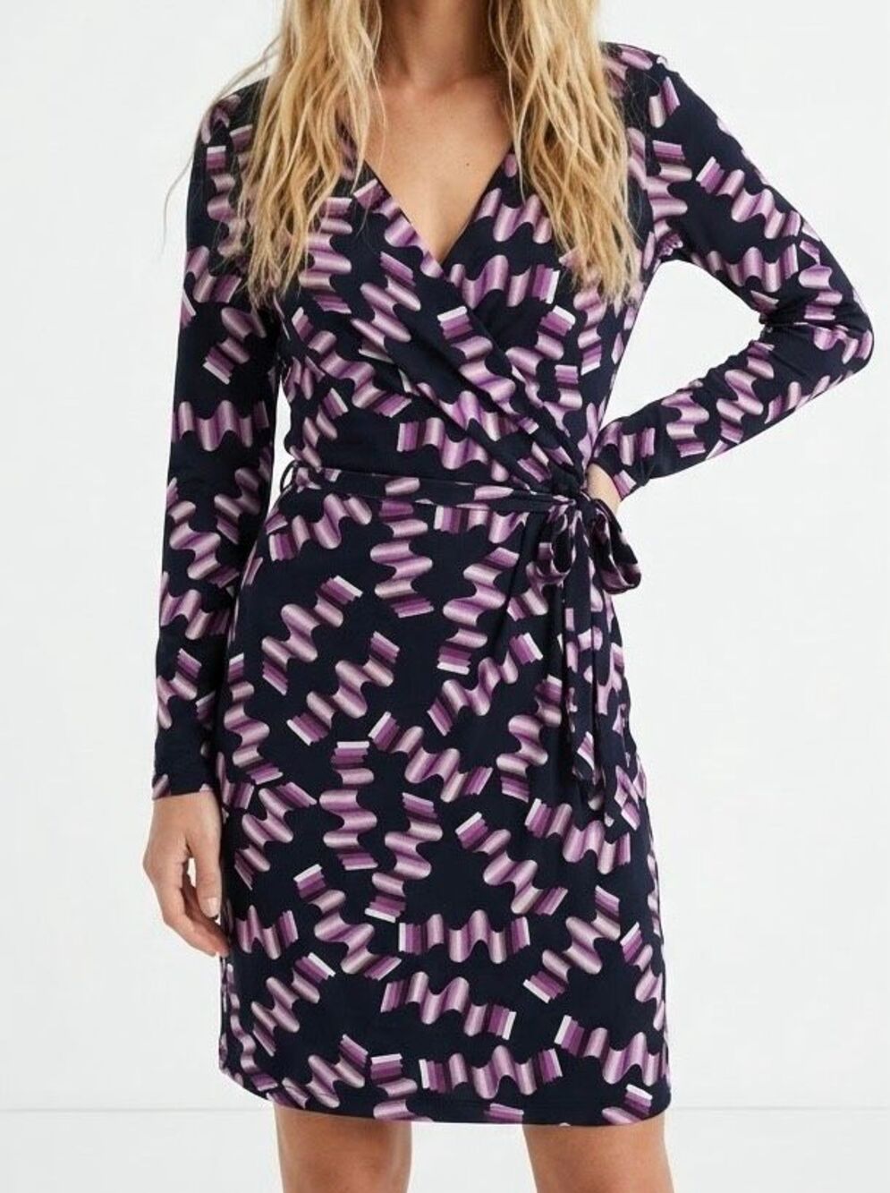 Diane Von Furstenberg DVF Silk Wrap Dress Pink Black Geo Y2K Flawed 4 Classic